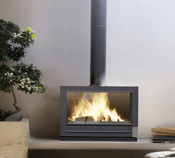 Ketinė krosnelė Invicta Preston 12kW namuose